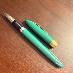 Sheaffer’s White Dot Statesman Snorkel Fountain Pen Sage Green w 14k Gold Nib